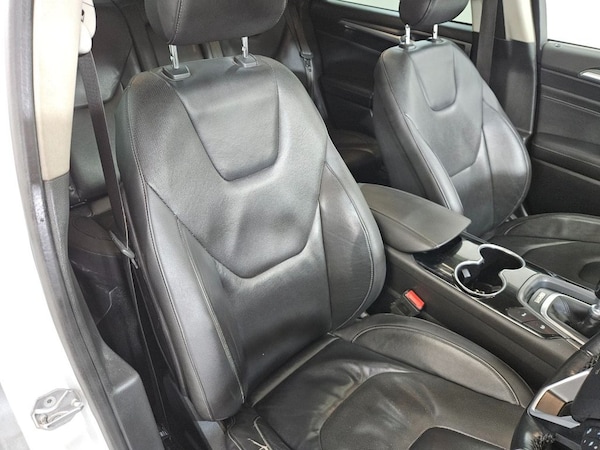 Used Ford Mondeo 2015 for sale - 76203430: Photo 26