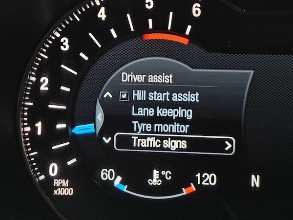 Used Ford Mondeo 2015 for sale - 76203430: Photo 35