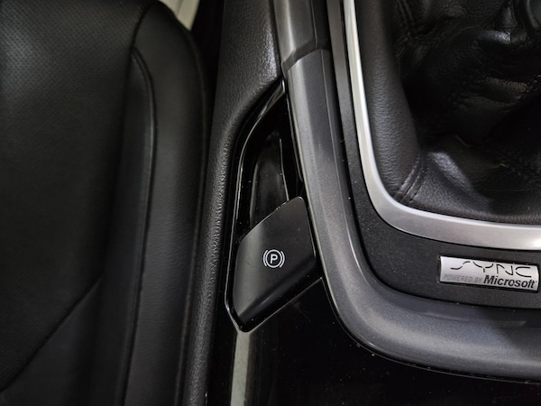 Used Ford Mondeo 2015 for sale - 76203430: Photo 45