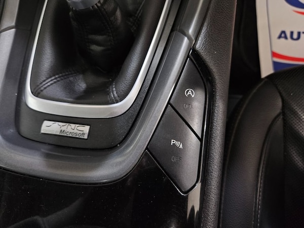 Used Ford Mondeo 2015 for sale - 76203430: Photo 46