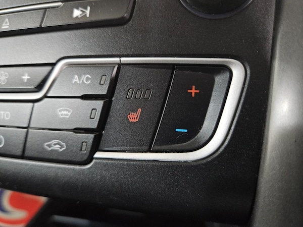 Used Ford Mondeo 2015 for sale - 76203430: Photo 48