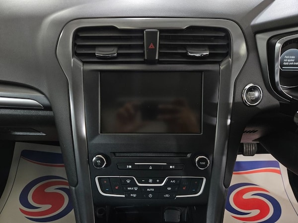 Used Ford Mondeo 2015 for sale - 76203430: Photo 50