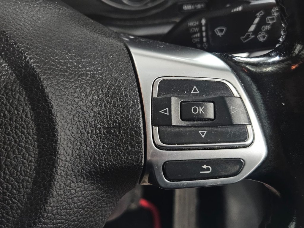 Used Volkswagen Scirocco 2010 for sale - 76376052: Photo 34