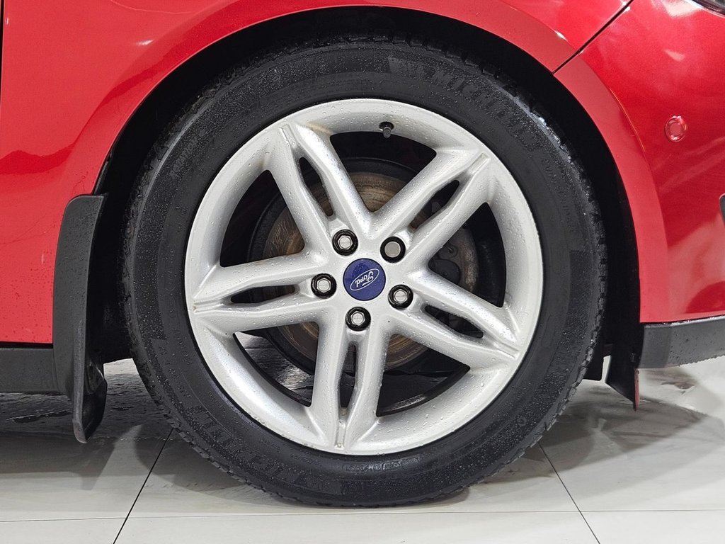 Used Ford Focus 2015 for sale - 76986186: Photo 15