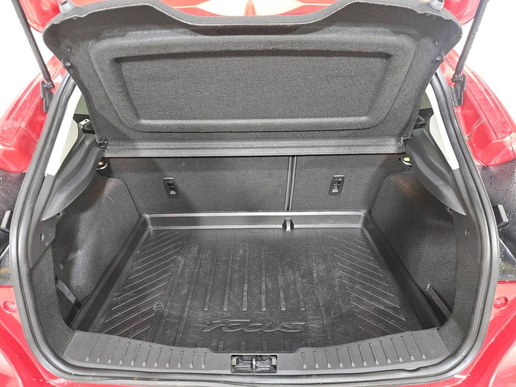 Used Ford Focus 2015 for sale - 76986186: Photo 19