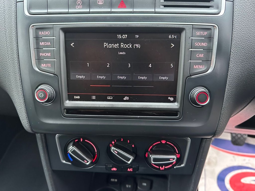 Used Volkswagen Polo 2014 for sale - 77384627: Photo 33