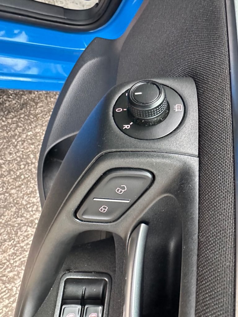 Used Volkswagen Polo 2014 for sale - 77384627: Photo 40