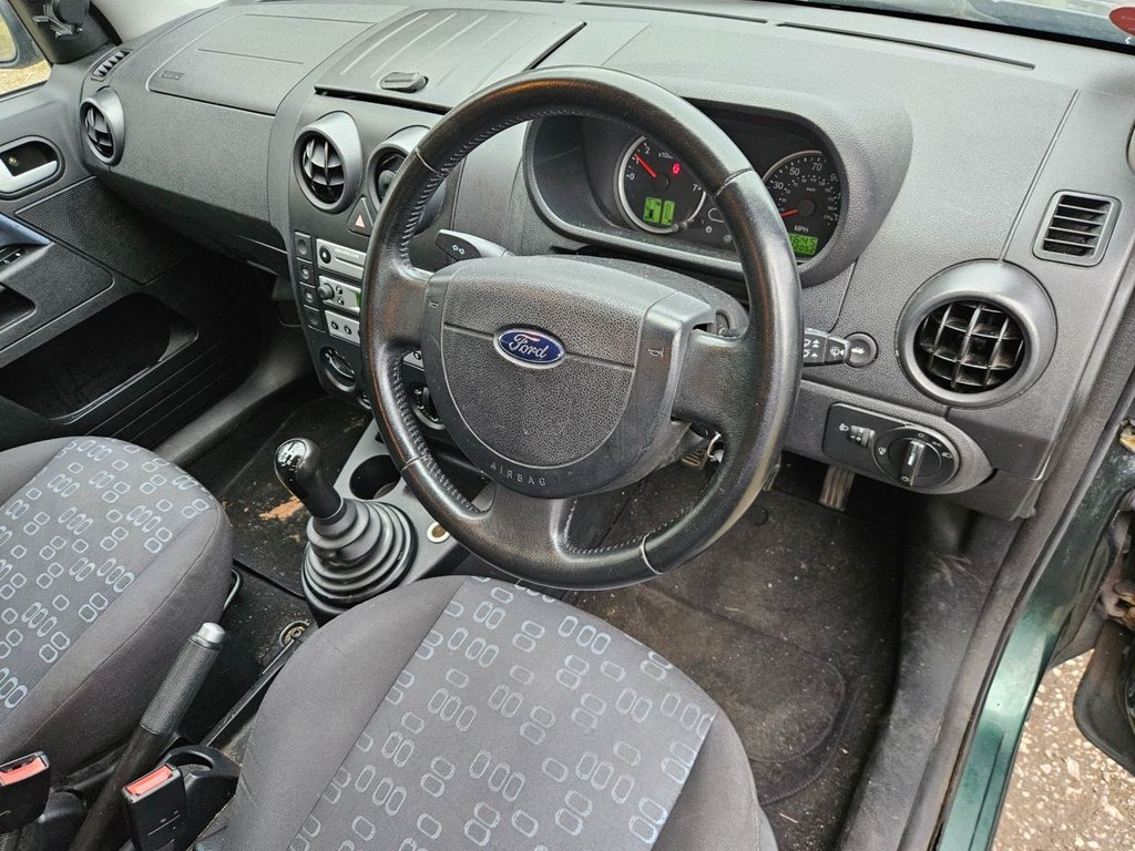 Used Ford Fusion 2005 for sale - 77821069: Photo 11