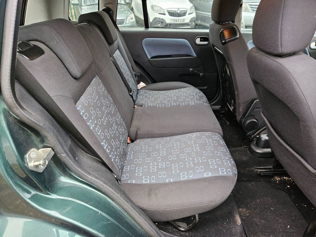 Used Ford Fusion 2005 for sale - 77821069: Photo 14