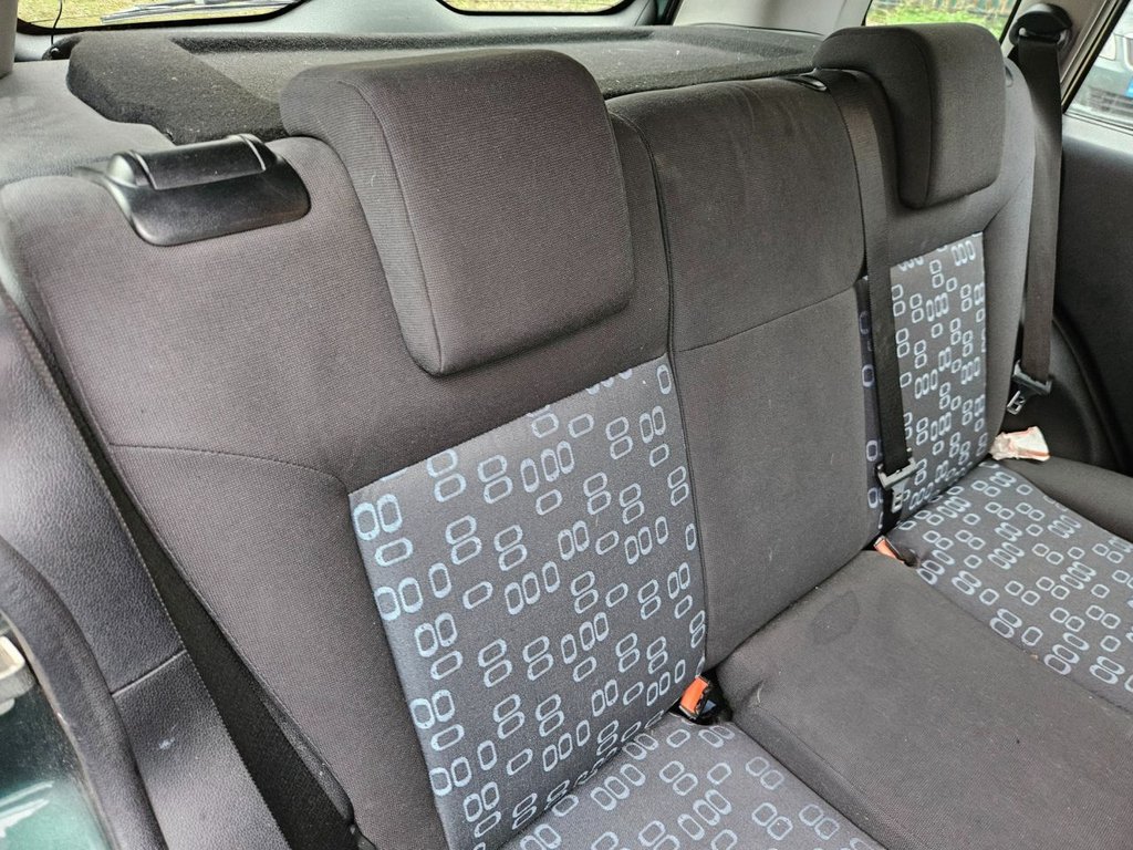 Used Ford Fusion 2005 for sale - 77821069: Photo 15