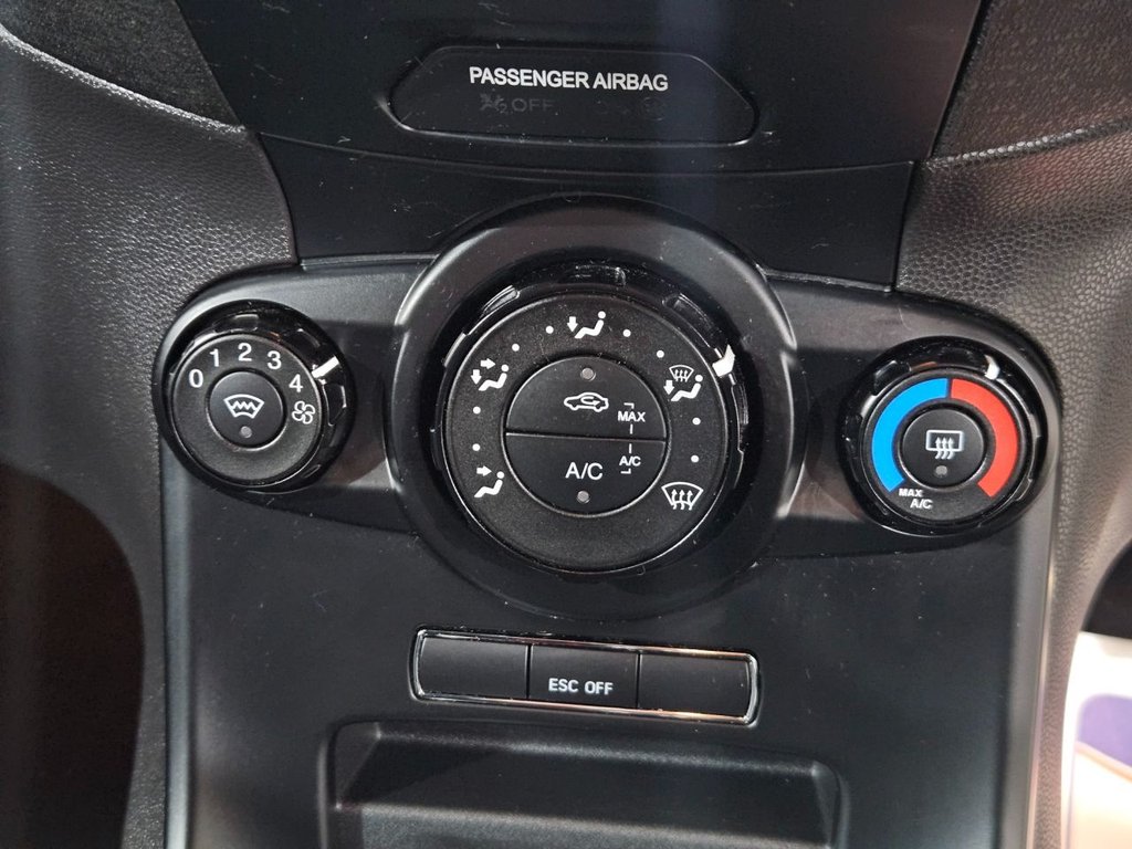 Used Ford Fiesta 2015 for sale - 76698793: Photo 36