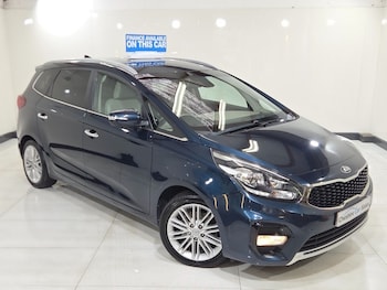 Used Kia Carens 2018 for sale - 79437790: Photo