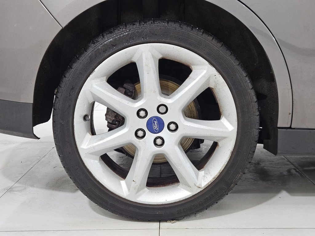 Used Ford Grand C-Max 2014 for sale - 76751138: Photo 15