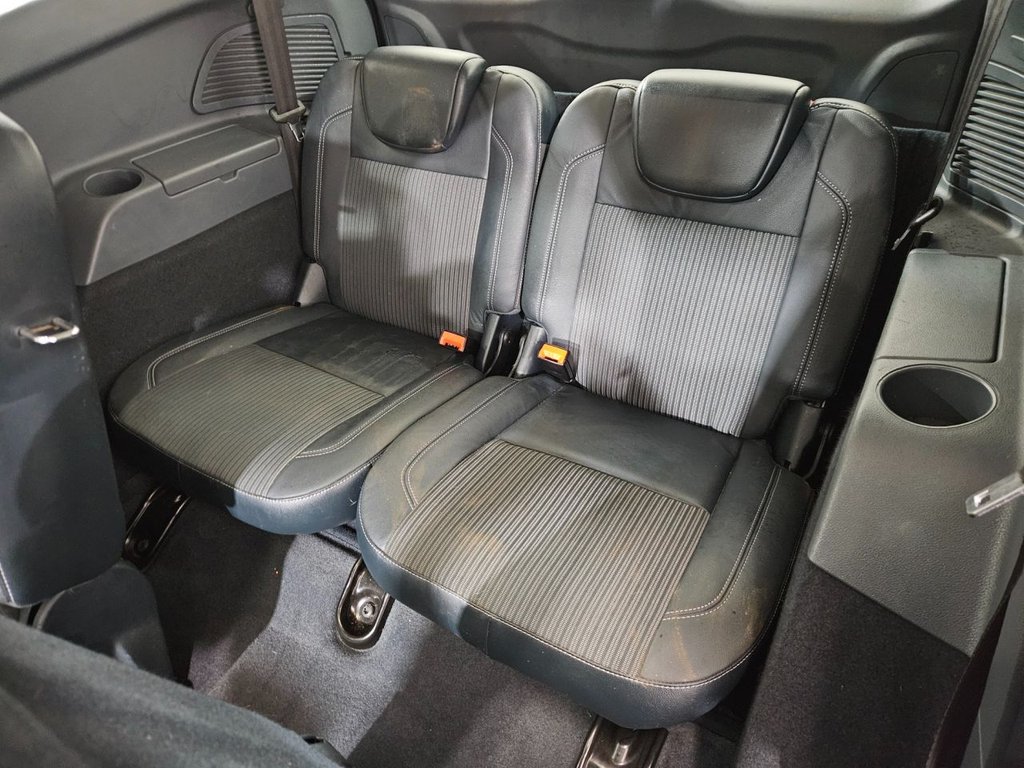 Used Ford Grand C-Max 2014 for sale - 76751138: Photo 40