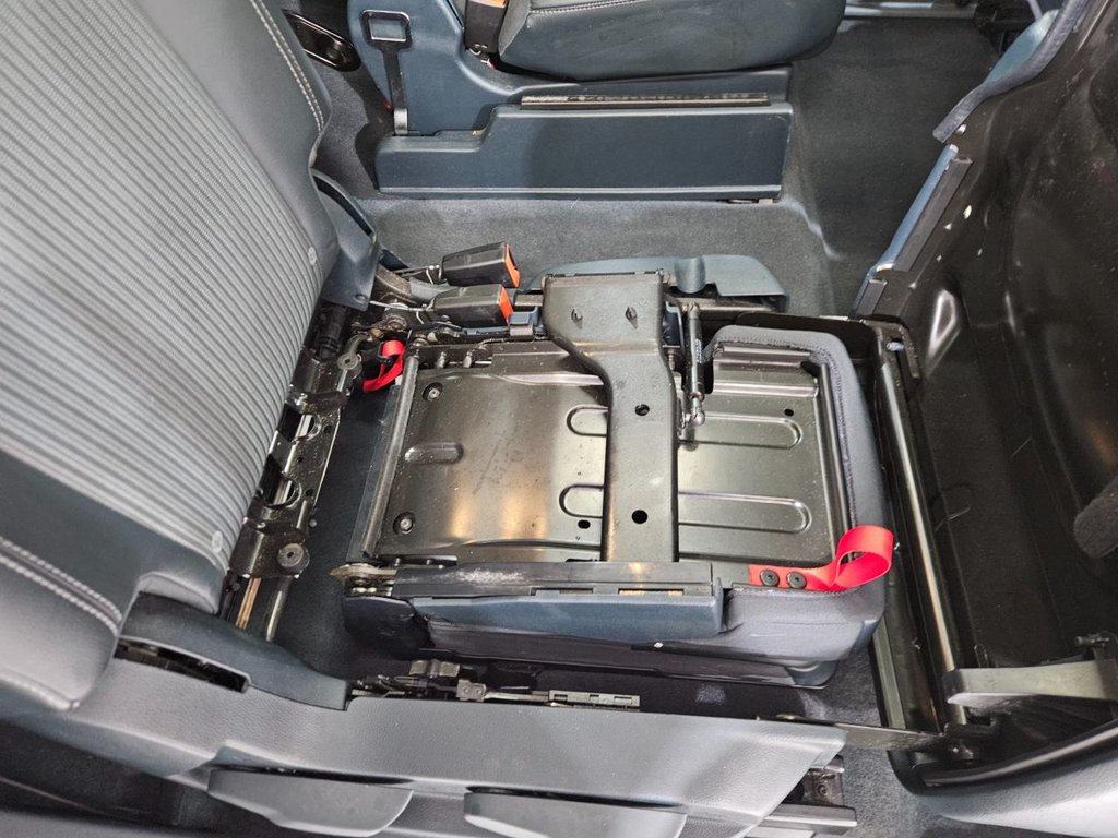 Used Ford Grand C-Max 2014 for sale - 76751138: Photo 41