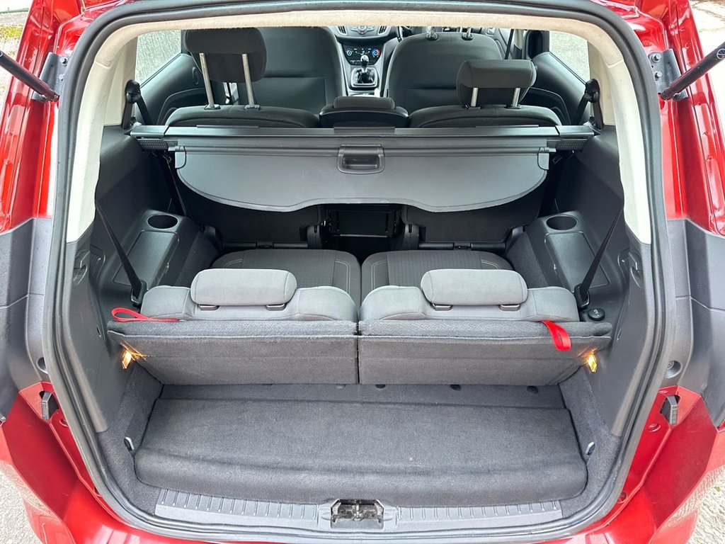 Used Ford Grand C-Max 2015 for sale - 77250392: Photo 24