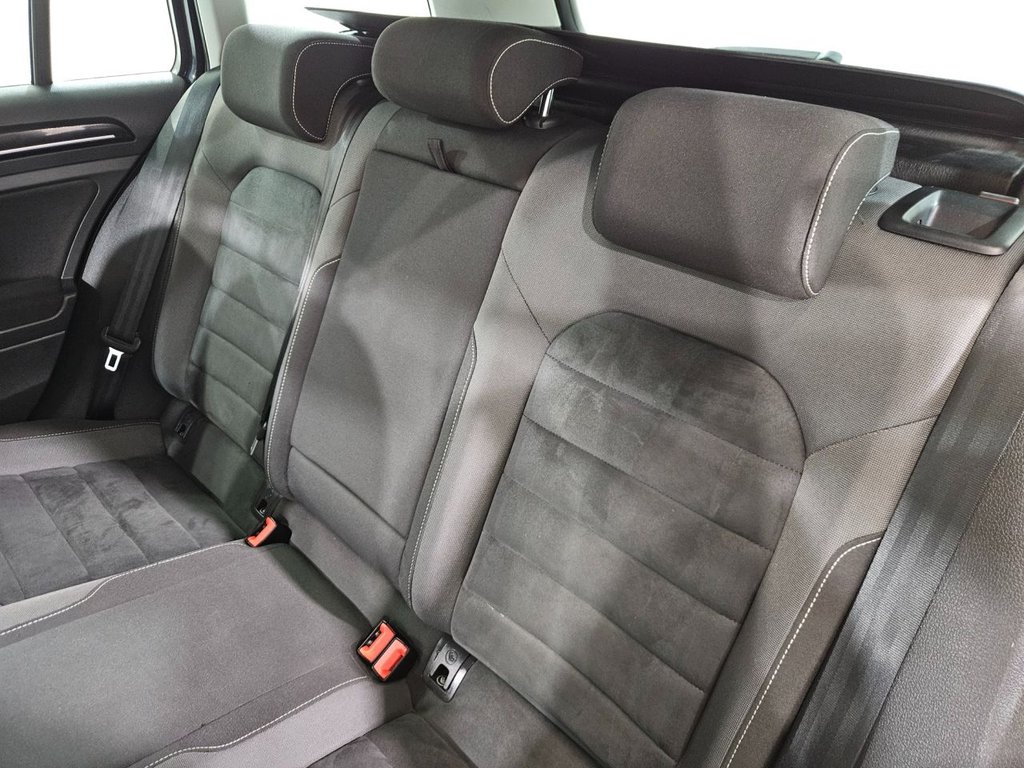 Used Volkswagen Golf 2015 for sale - 77953040: Photo 29