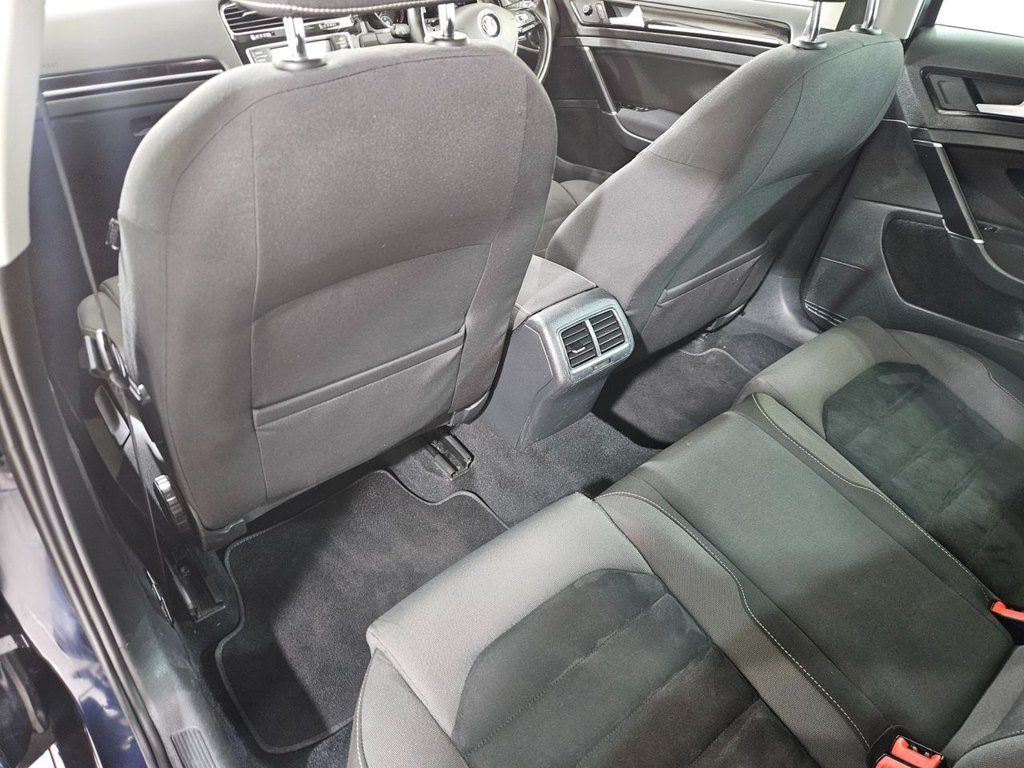 Used Volkswagen Golf 2015 for sale - 77953040: Photo 32