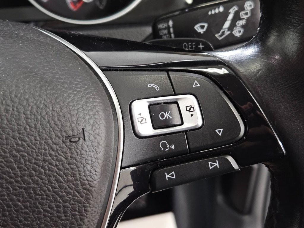 Used Volkswagen Golf 2015 for sale - 77953040: Photo 37