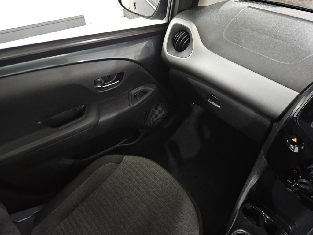 Used Citroen C1 2015 for sale - 76934575: Photo 32