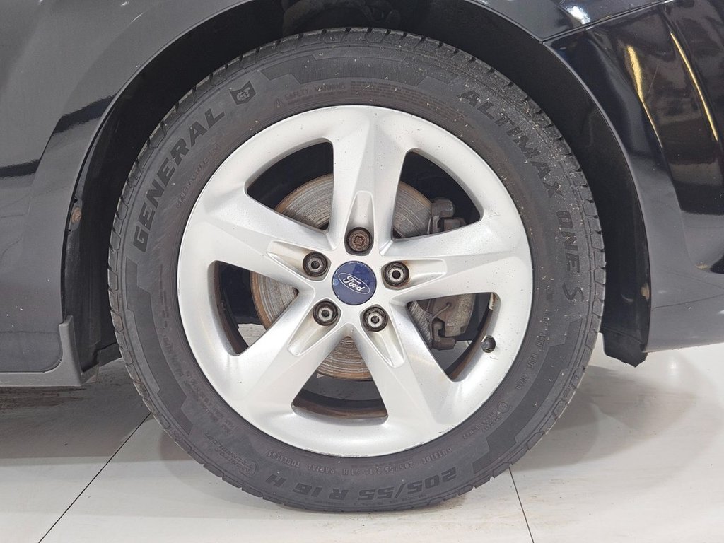 Used Ford Focus 2009 for sale - 76376318: Photo 14