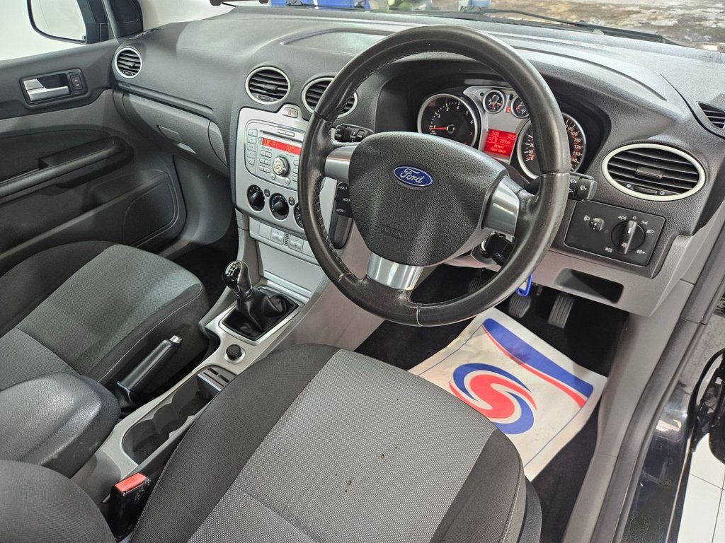 Used Ford Focus 2009 for sale - 76376318: Photo 18