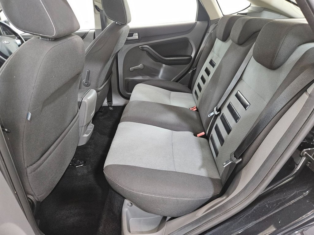 Used Ford Focus 2009 for sale - 76376318: Photo 26
