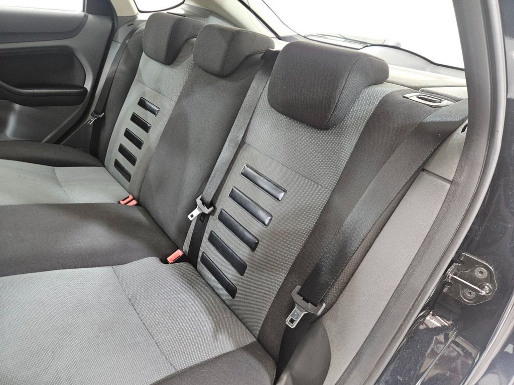 Used Ford Focus 2009 for sale - 76376318: Photo 28