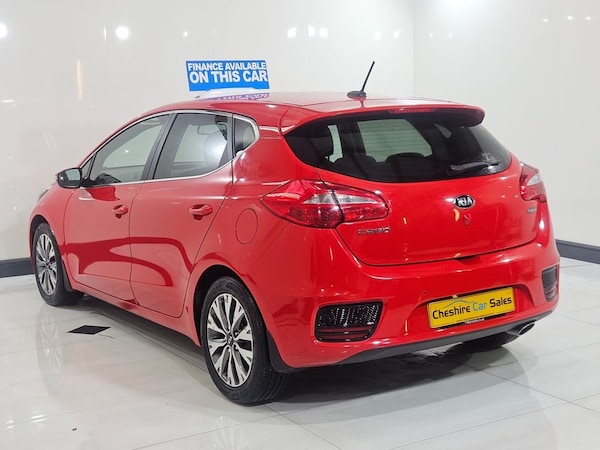 Used Kia Ceed 2015 for sale - 76009724: Photo 9
