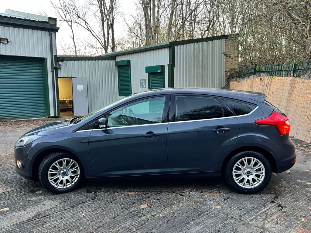 Used Ford Focus 2012 for sale - 76642613: Photo 15