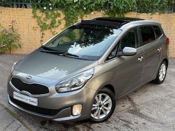 Used Kia Carens 2015 for sale - 75607316: Photo
