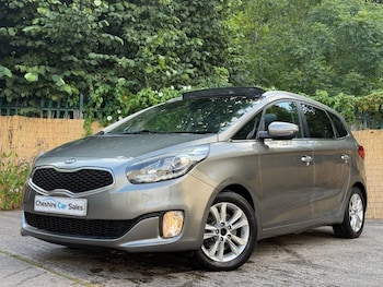 Used Kia Carens 2015 for sale - 75607316: Photo