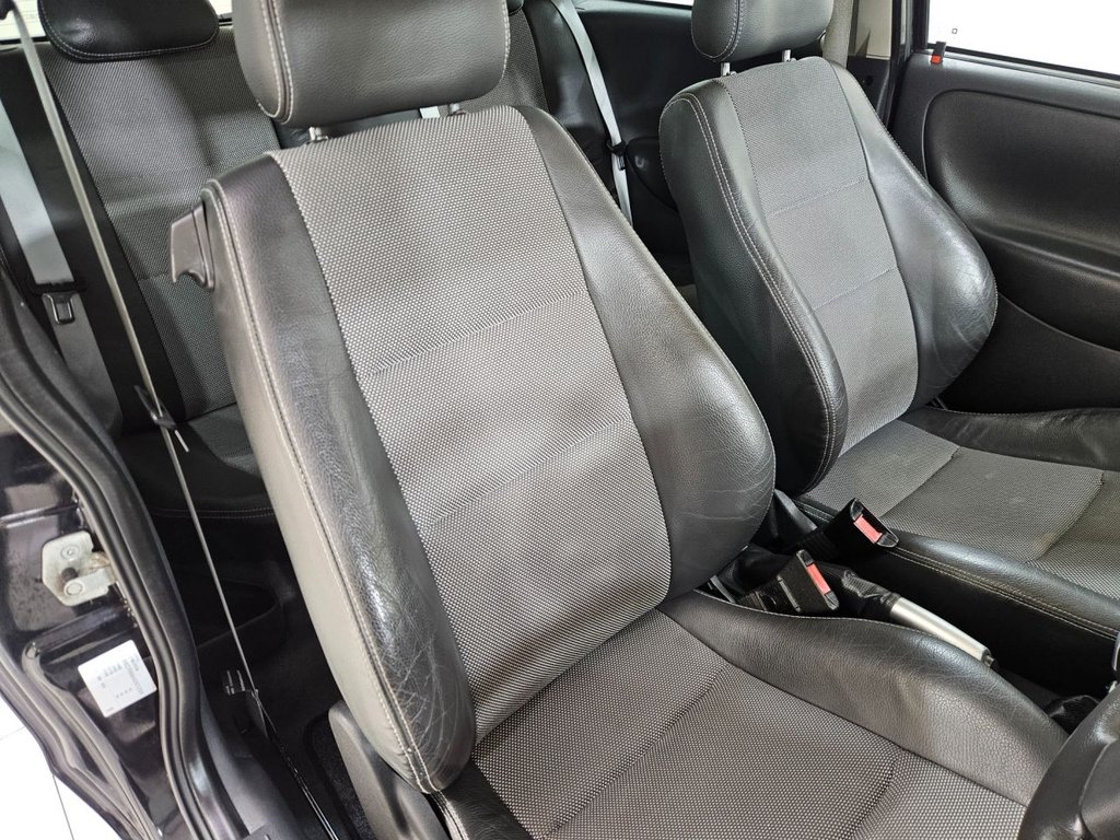 Used Vauxhall Corsa 2006 for sale - 78153999: Photo 28