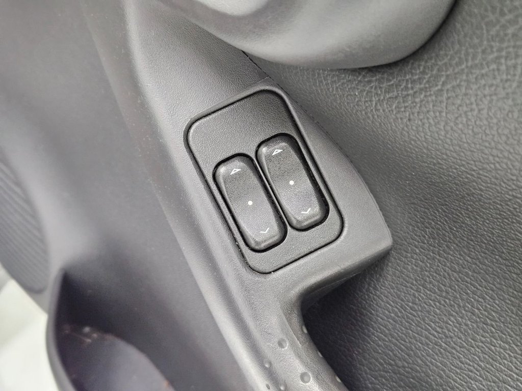 Used Vauxhall Corsa 2006 for sale - 78153999: Photo 41