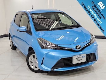 Used Toyota Yaris 2015 for sale - 76547236: Photo