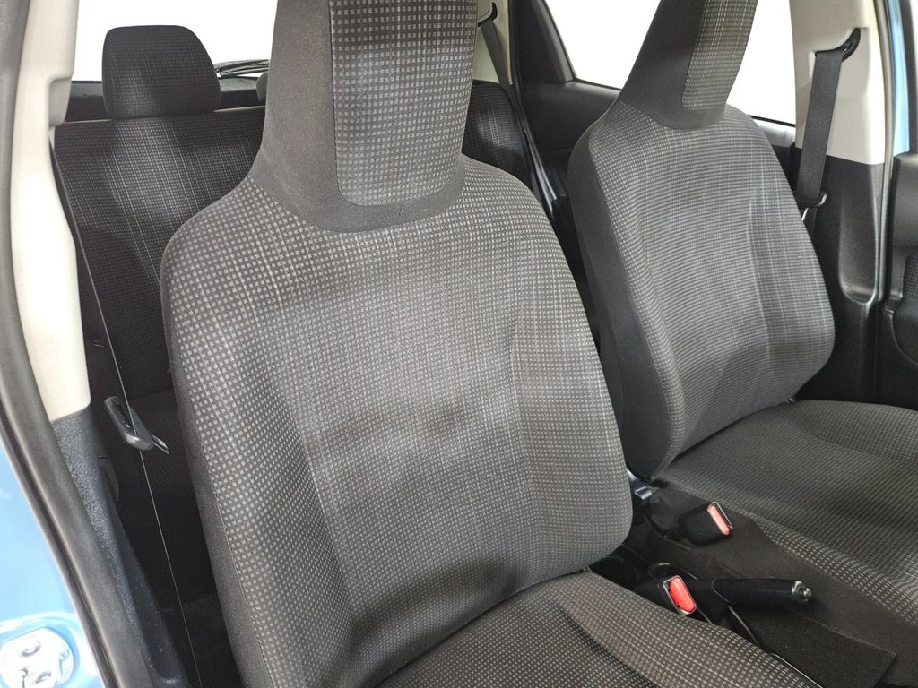 Used Toyota Yaris 2025 for sale - 76547236: Photo 30