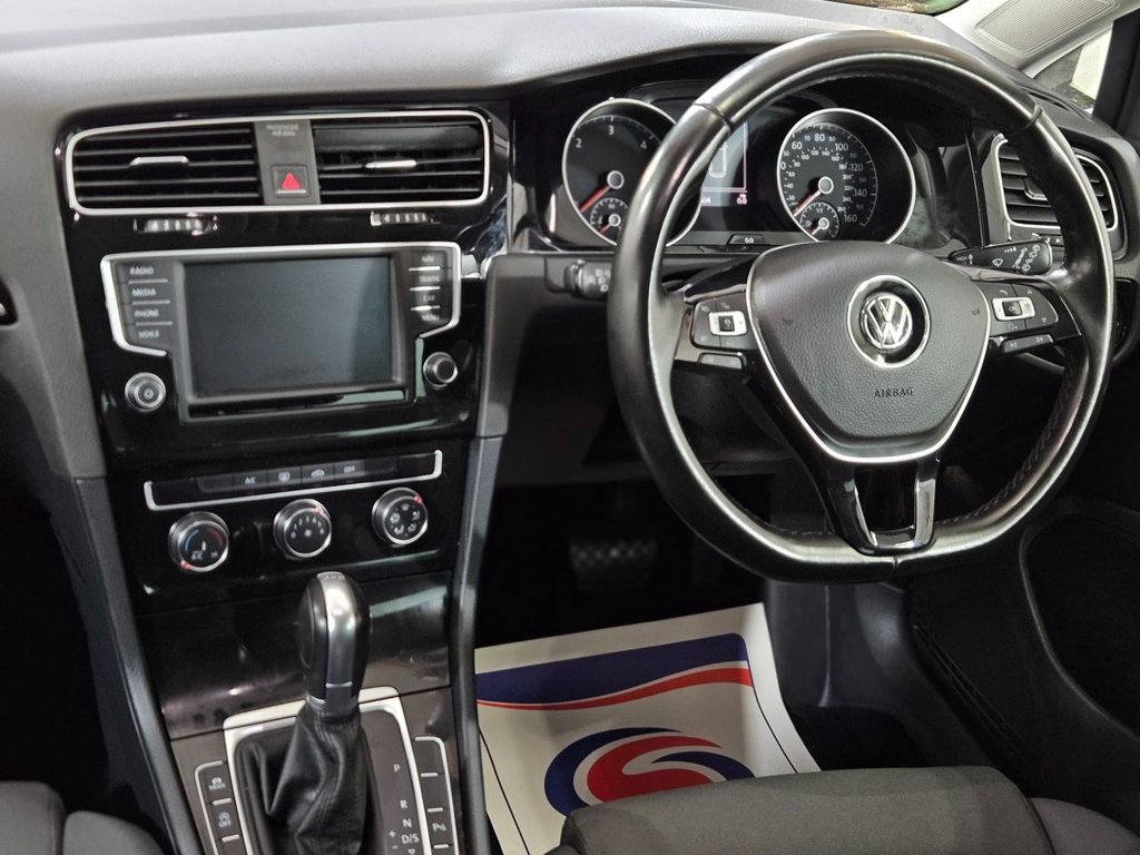 Used Volkswagen Golf 2015 for sale - 77748063: Photo 22