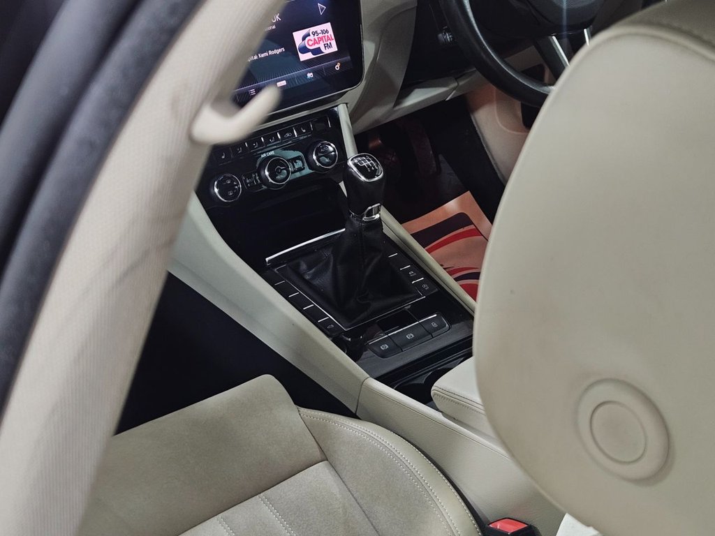 Used Skoda Superb 2017 for sale - 77048826: Photo 31