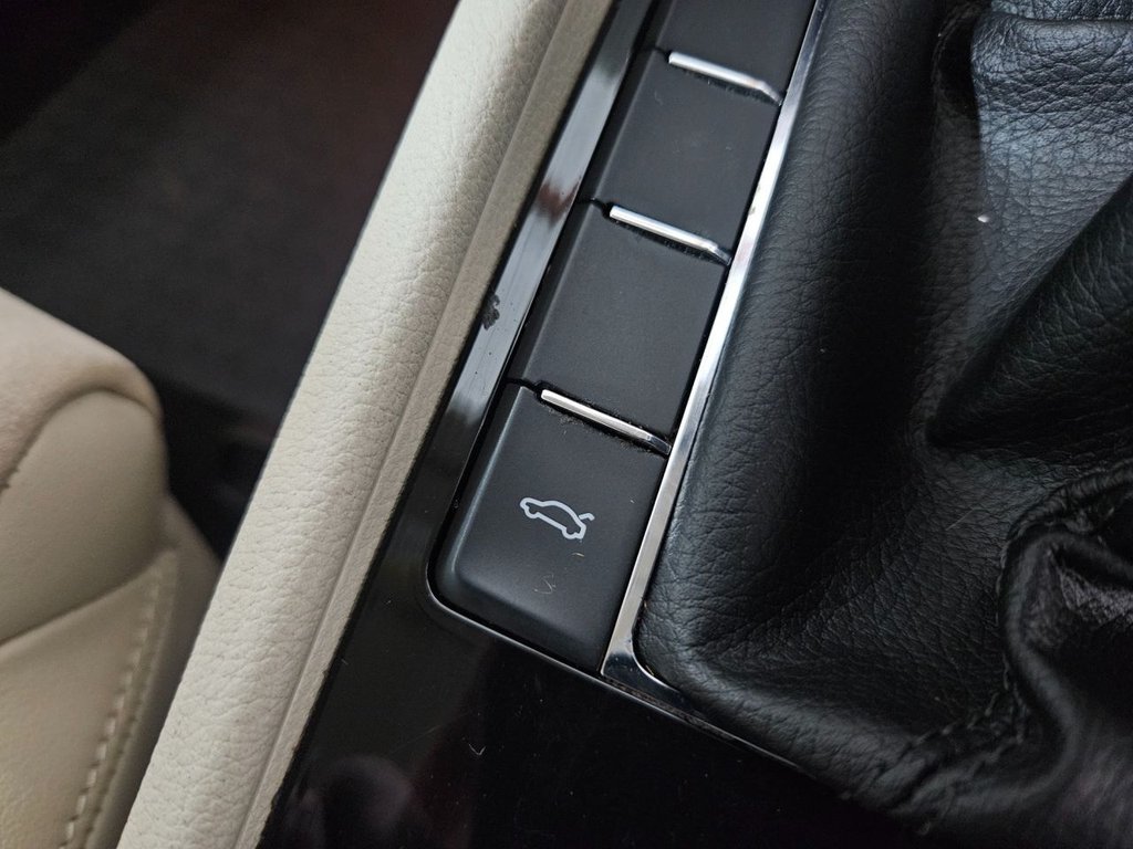 Used Skoda Superb 2017 for sale - 77048826: Photo 45