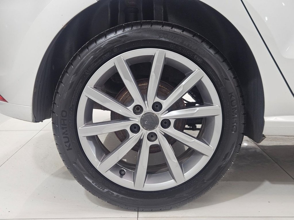 Used Volkswagen Polo 2015 for sale - 76333868: Photo 18