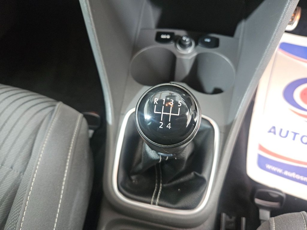 Used Volkswagen Polo 2015 for sale - 76333868: Photo 45