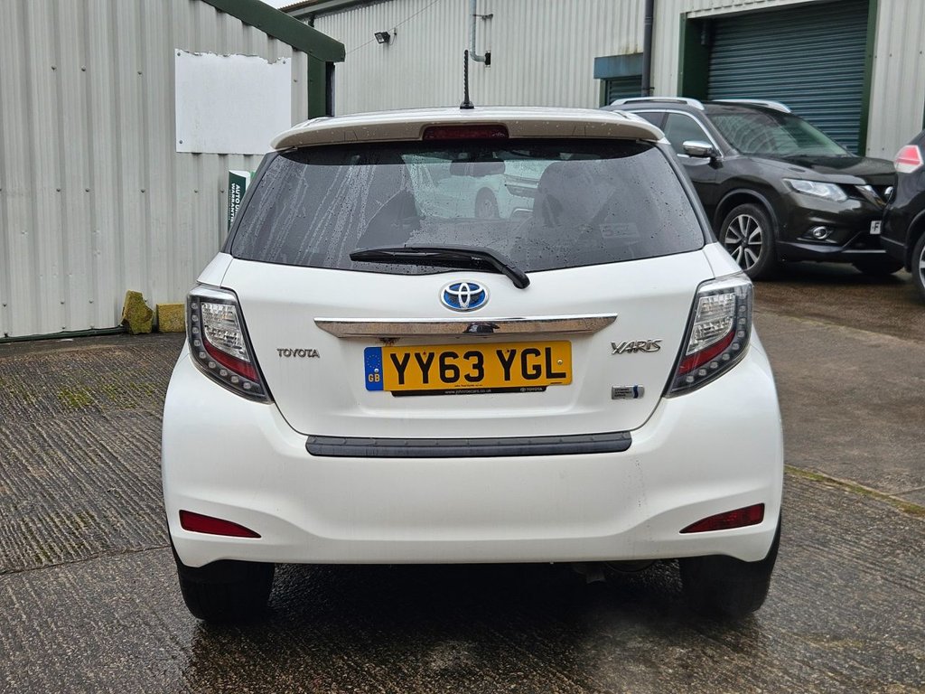 Used Toyota Yaris 2014 for sale - 77631788: Photo 10