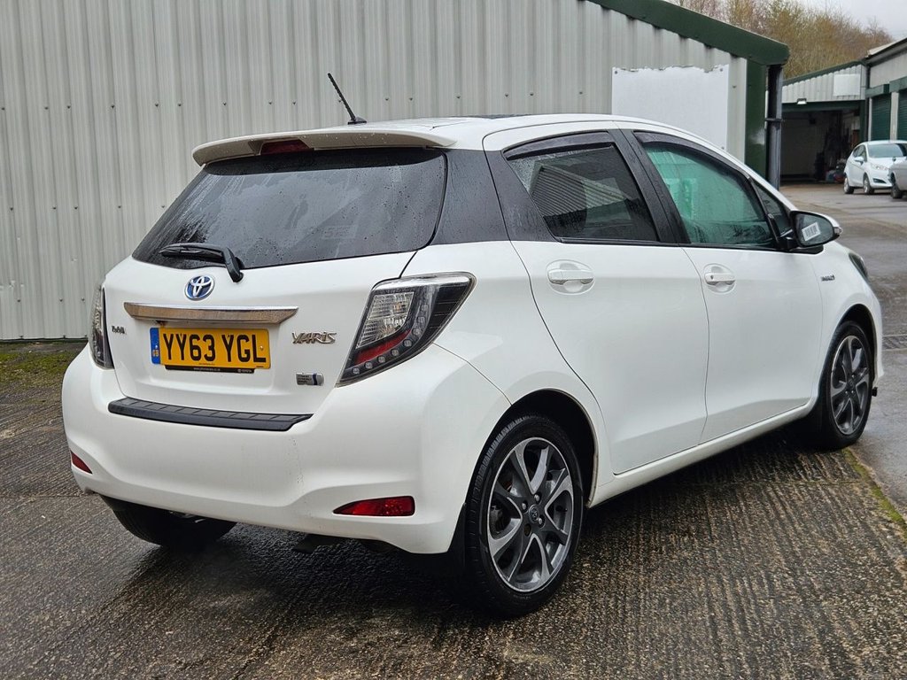 Used Toyota Yaris 2014 for sale - 77631788: Photo 11