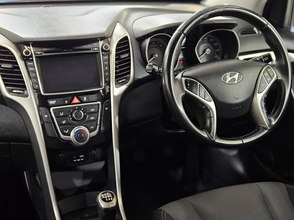 Used Hyundai i30 2016 for sale - 77952956: Photo 20