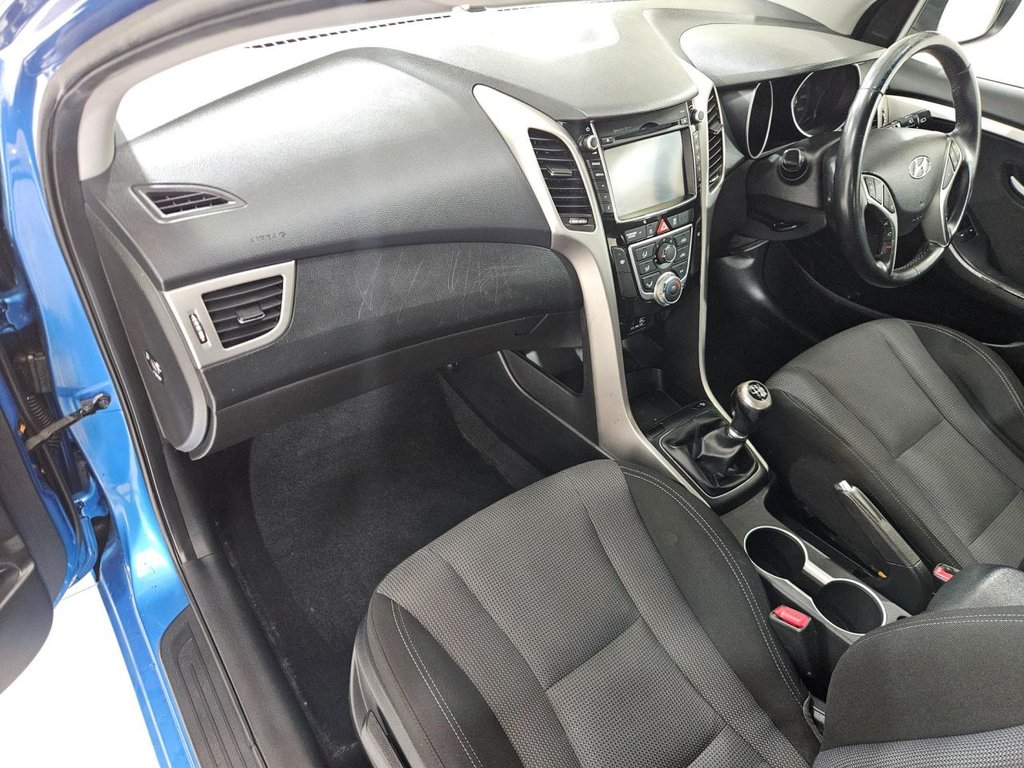Used Hyundai i30 2016 for sale - 77952956: Photo 23