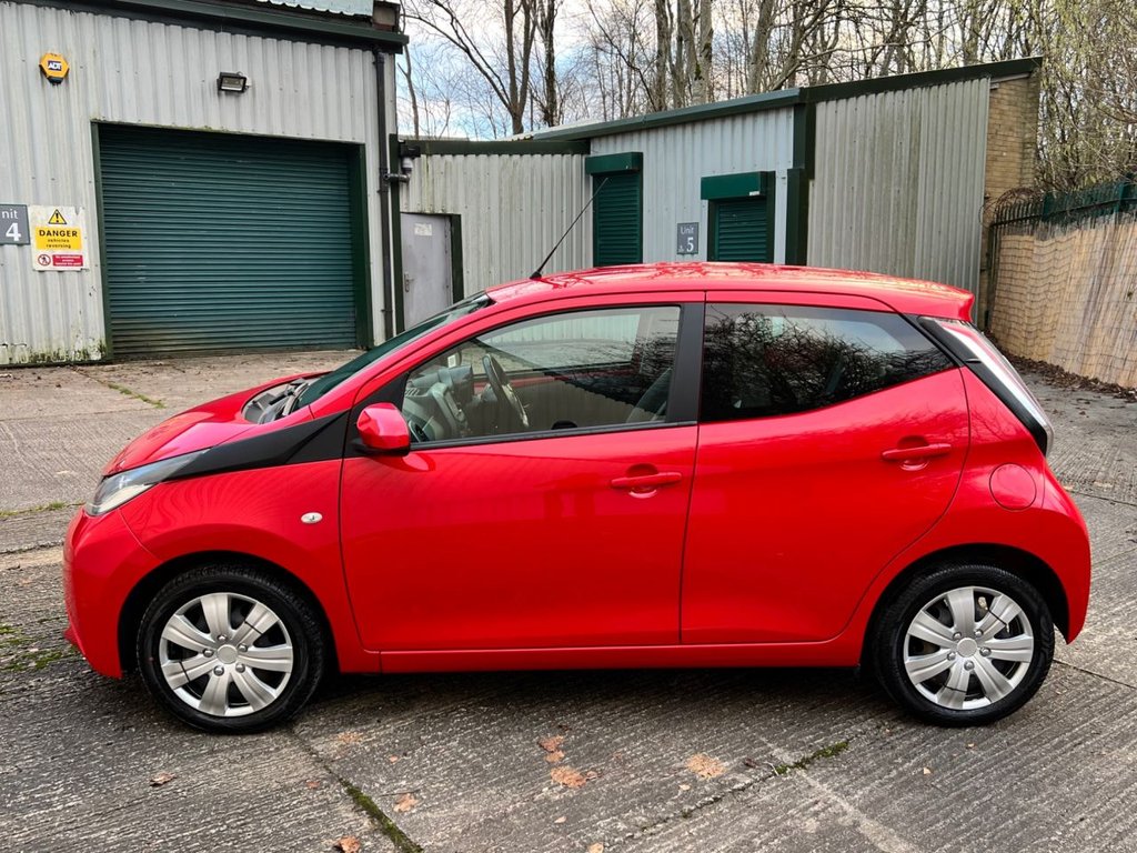 Used Toyota AYGO 2017 for sale - 77048840: Photo 10