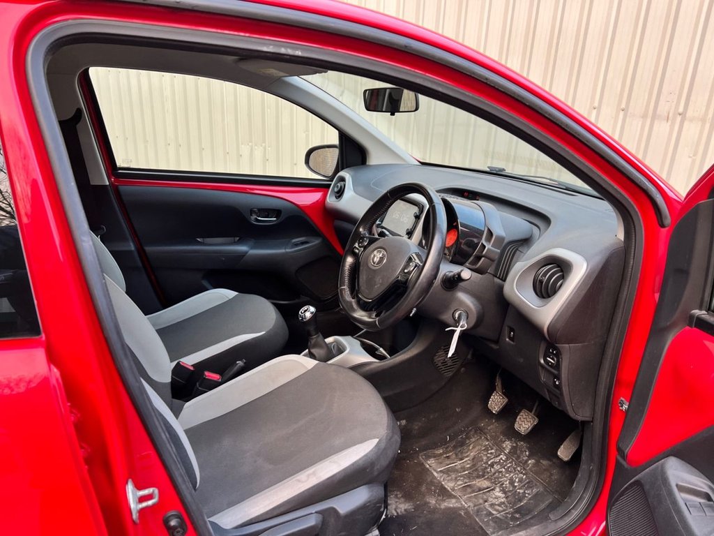 Used Toyota AYGO 2017 for sale - 77048840: Photo 13