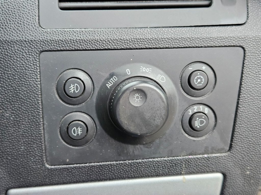 Used Vauxhall Zafira 2011 for sale - 77821275: Photo 21