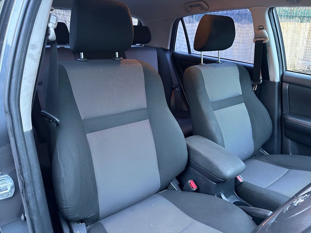 Used Toyota Corolla 2006 for sale - 77276279: Photo 31