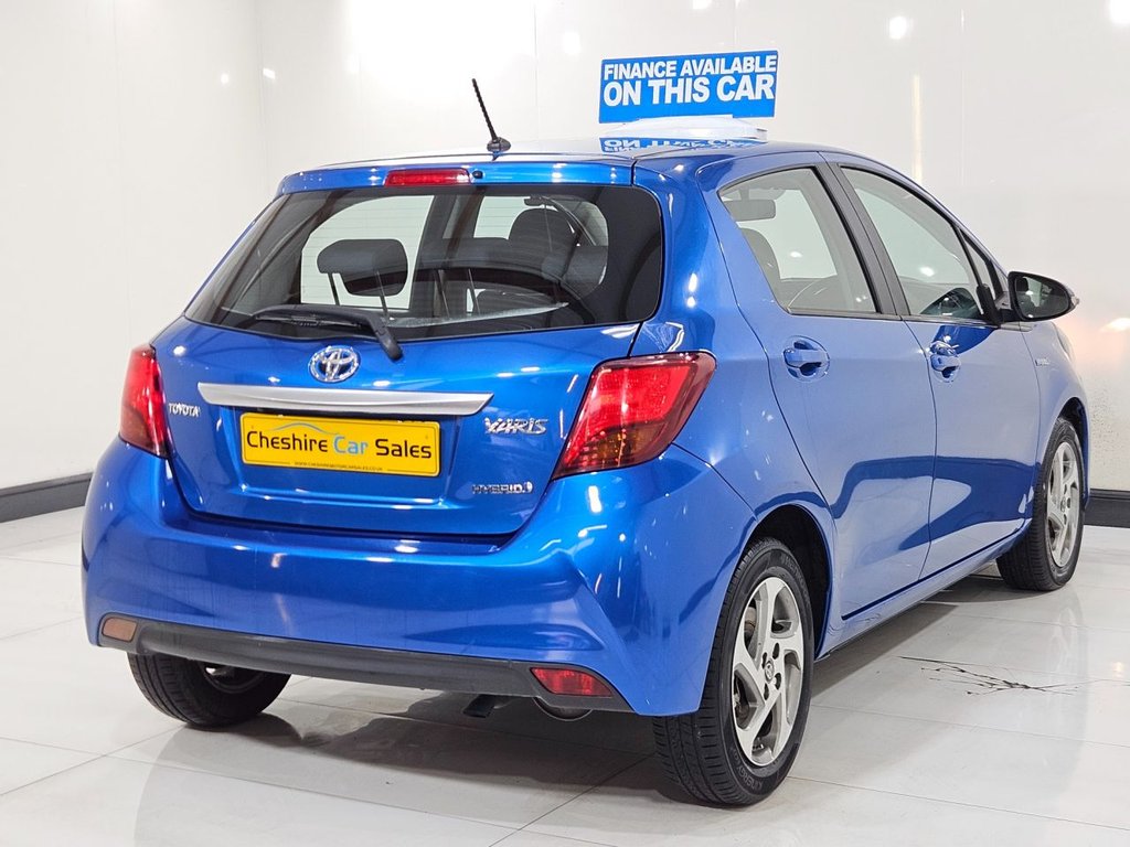 Used Toyota Yaris 2015 for sale - 76356449: Photo 12